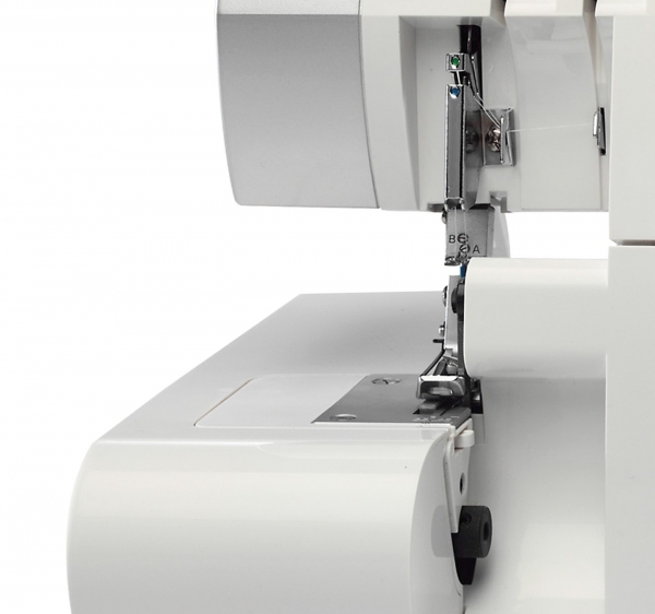 Singer 14 SH 754 Overlok ve Reçme Makinesi