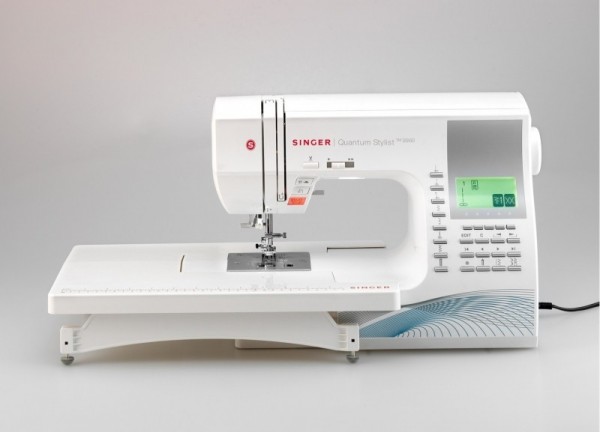 Singer Quantum Stylist 9960 Dikiş ve Nakış Makinesi