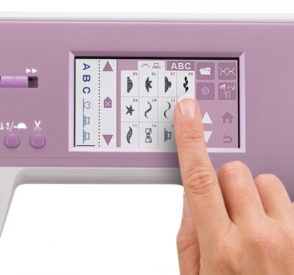 Singer Quantum Stylist 9985 Dikiş ve Nakış Makinesi