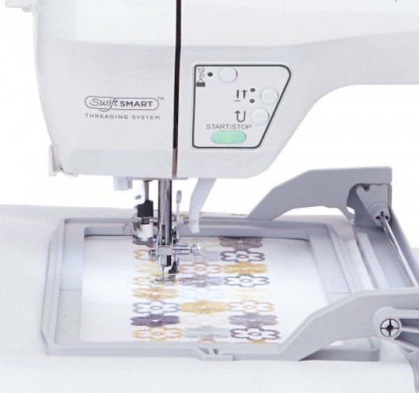 Singer Futura XL-420 Dikiş ve Nakış Makinesi