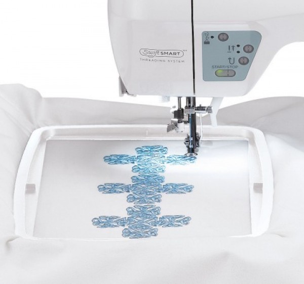 Singer Futura XL-400 Dikiş ve Nakış Makinesi
