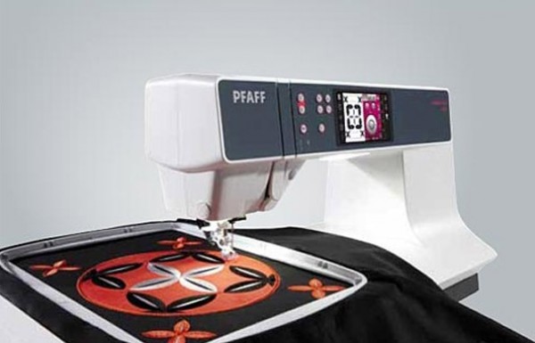 Pfaff Creative 3.0 Dikiş ve Nakış Makinesi
