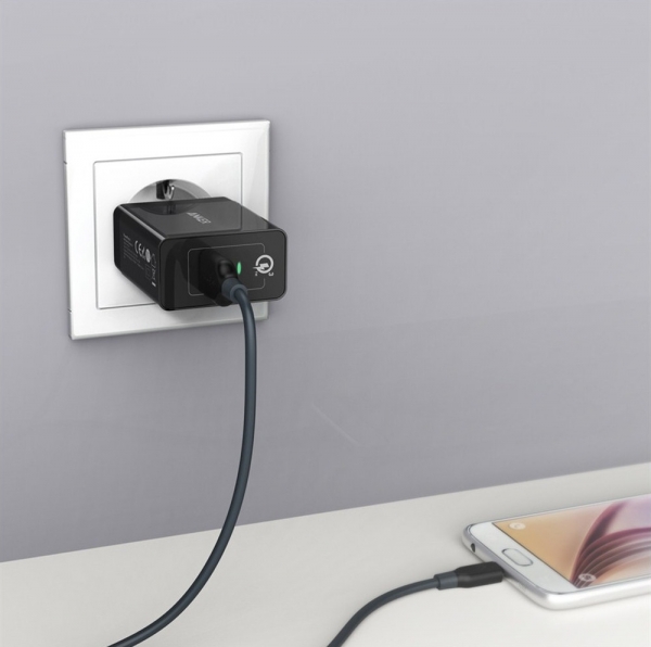 Anker PowerPort+ 1 with Quick Charge 3.0 Şarj Aleti