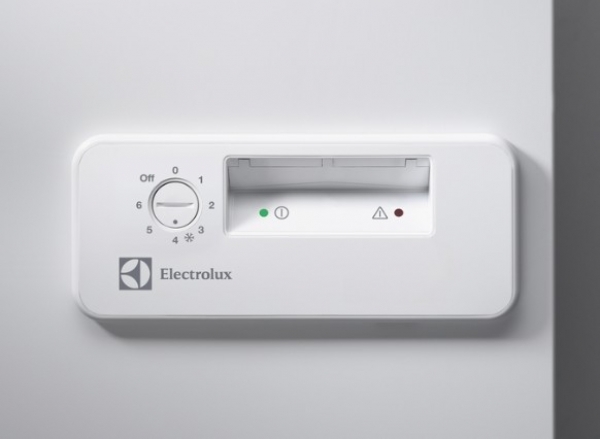 Electrolux EC4200AOW1 Derin Dondurucu