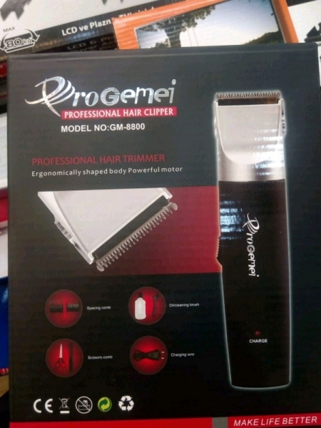 ProGemei Gm-8800 Çok Amaçlı Tıraş Makinesi