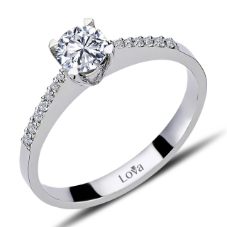 Lova 1050162 0.50 Karat Pırlanta Yüzük