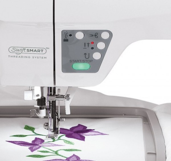 Singer Futura XL 550 Dikiş ve Nakış Makinesi