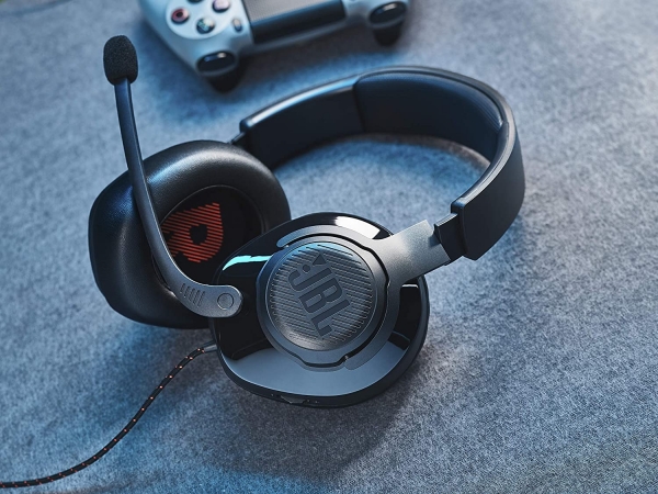 JBL Quantum 300 Kablolu Kulaklık