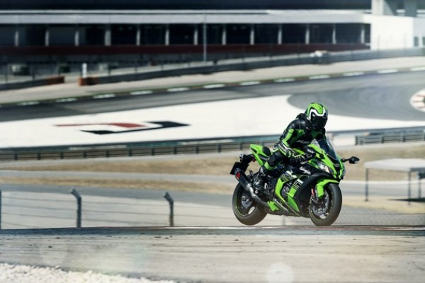 Kawasaki ZX10R KRT Racing