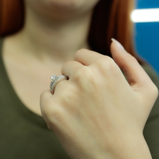 Lova 1010064 0.95 Karat Pırlanta Yüzük