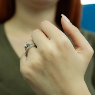Lova 1080029 1.02 Karat Pırlanta Yüzük