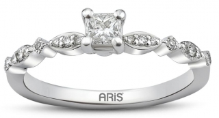 Ariş Pırlanta RT404059P 0.30 Karat Pırlanta Yüzük