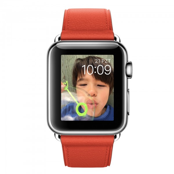 Apple Watch (38 mm) Paslanmaz Çelik Kasa ve Klasik Tokalı Kırmızı Kayış Akıllı Saat