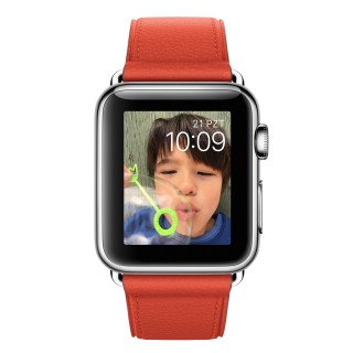 Apple Watch (38 mm) Paslanmaz Çelik Kasa ve Klasik Tokalı Kırmızı Kayış Akıllı Saat