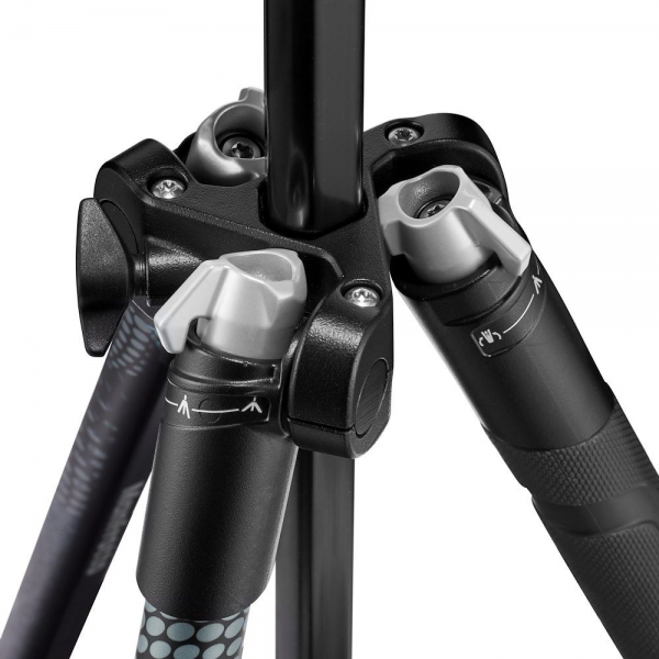 Manfrotto Element MII Tripod