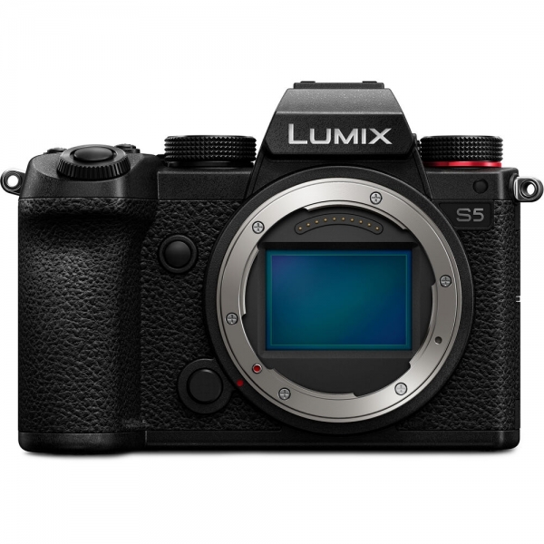 Panasonic Lumix S5 Aynasız Fotoğraf Makinesi
