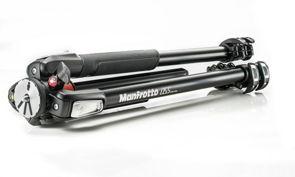Manfrotto MT055XPRO3 Tripod