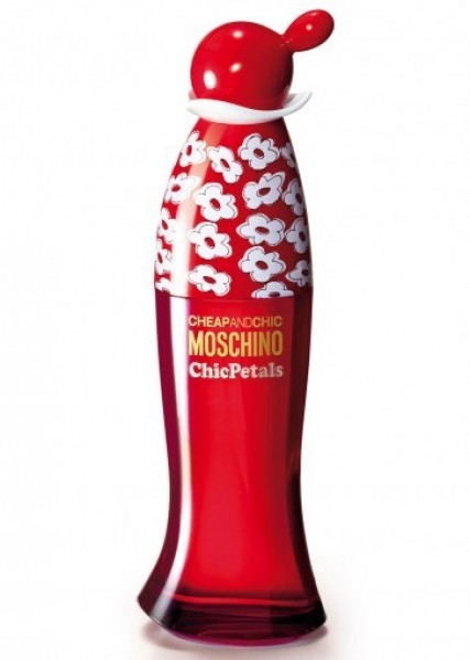 Moschino Chic Petals EDT 50 ml Kadın Parfümü (50 ml)