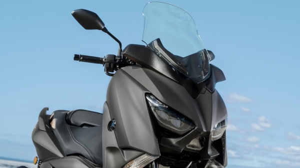 Yamaha XMAX 250 Scooter