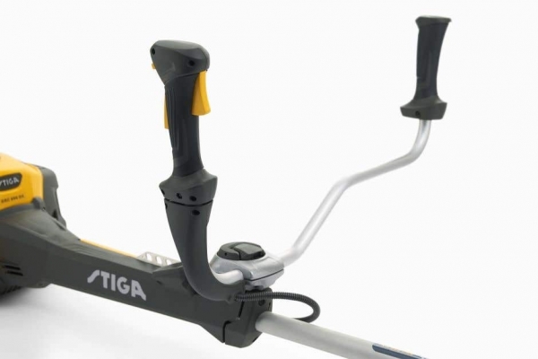 Stiga SBC 656 DX Çim Biçme Makinesi