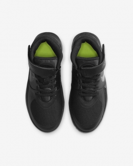 Nike Team Hustle D 9 FlyEase Çocuk Spor Ayakkabı