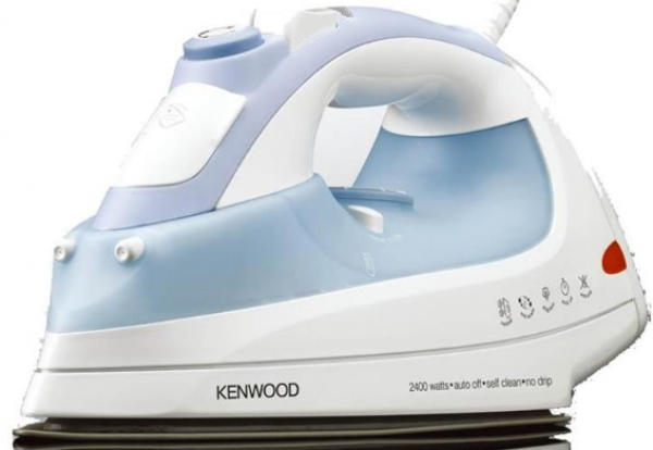 Kenwood ST 842 Buharlı Ütü