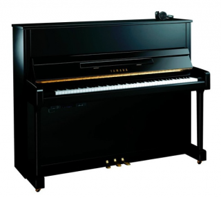 Yamaha B3E