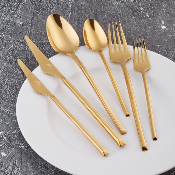 Jumbo 5500 Titanyum Gold 18 Parça Çatal Kaşık Bıçak Takımı