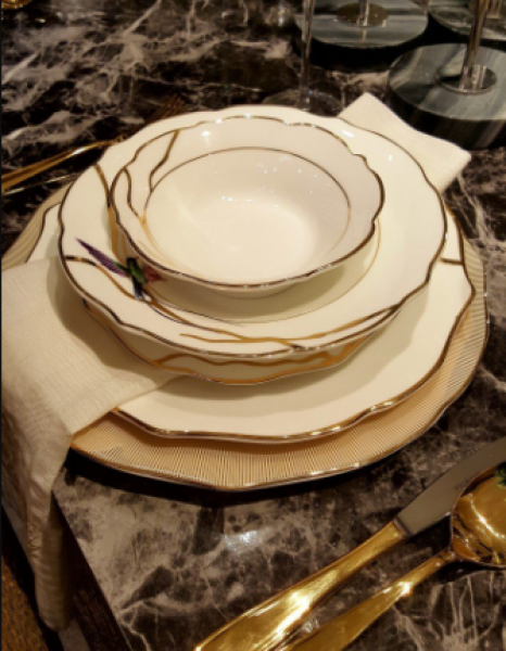 Mikasa Moor Harmony Gold 74 Parça Yemek Takımı