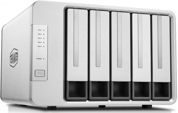 Terramaster D5-300 NAS