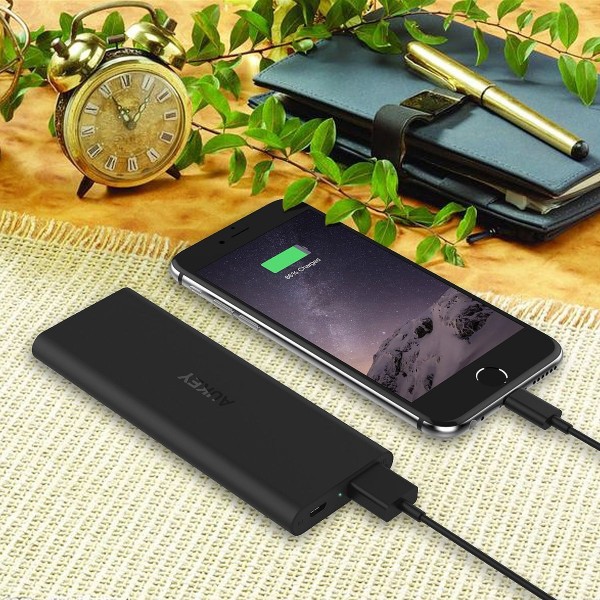 Aukey PB-T6 6000 mAh Powerbank