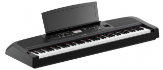 Yamaha DGX-670