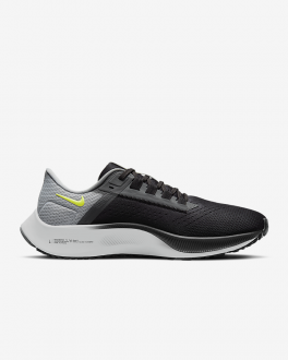 Nike Air Zoom Pegasus 38 Erkek Spor Ayakkabı