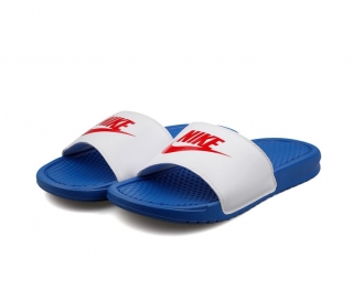 Nike Benassi Erkek Terlik