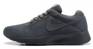 Nike Tanjun Erkek Spor Ayakkabı