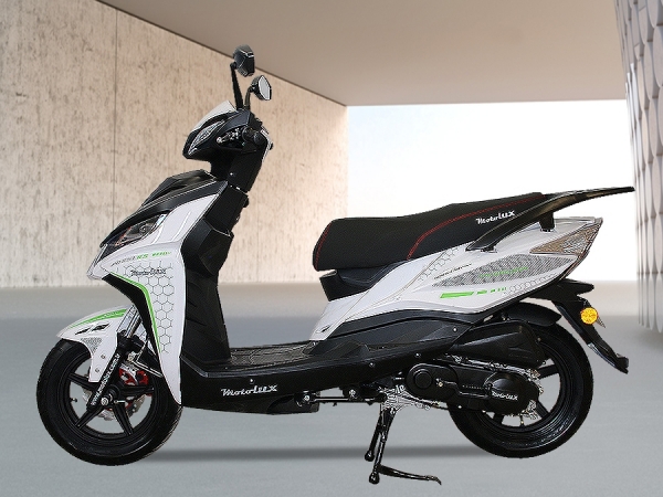 MotoLux ROSSI RS 50 Scooter