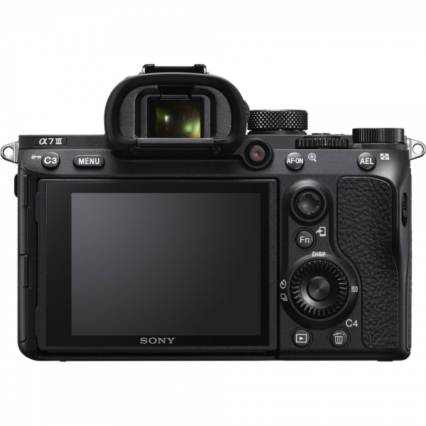 Sony A7 III 16-35mm Aynasız Fotoğraf Makinesi (16-35 mm)