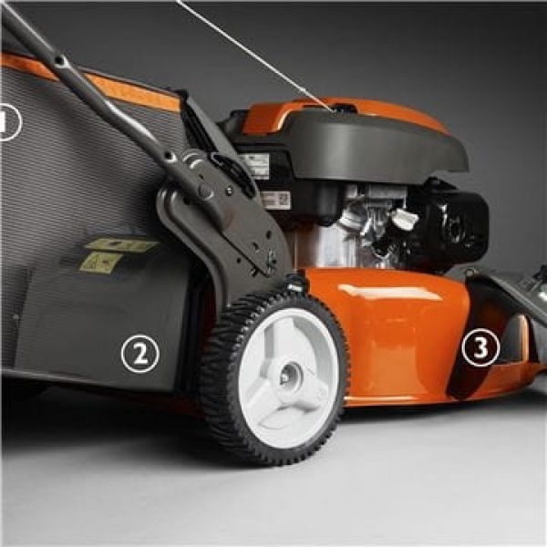 Husqvarna LC 151S Çim Biçme Makinesi