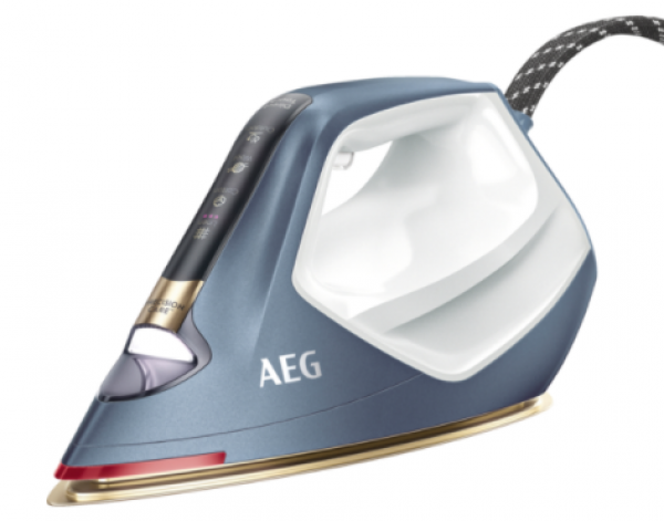 AEG ST8-1-6DBM Buhar Kazanlı Ütü
