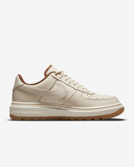 Nike Air Force 1 Luxe Erkek Spor Ayakkabı