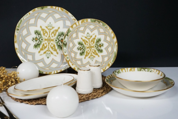 Aryıldız AR 76007 30 Parça Yemek Takımı