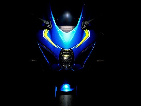 Suzuki GSX-R1000R Racing