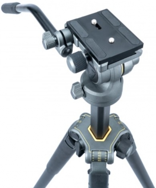 Vanguard Alta Pro 2 263AV Tripod