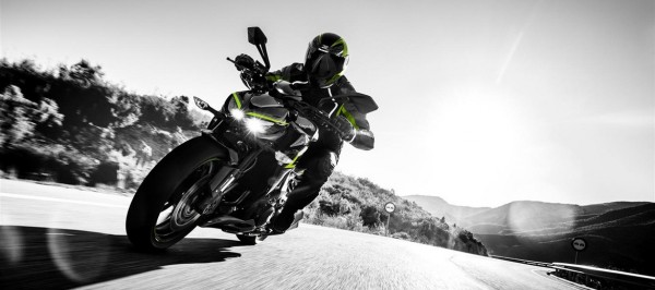 Kawasaki Z1000R Naked
