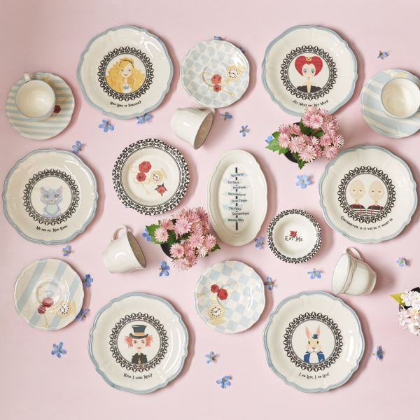 Karaca Alice In Wonderland 26 Parça Kahvaltı Takımı