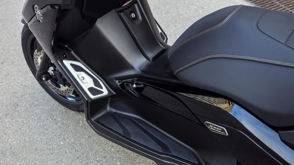Yamaha X-MAX 250 IRON MAX ABS Scooter