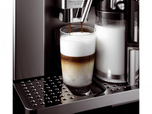 DeLonghi PrimaDonna Avant ESAM 6700 Kahve Makinesi