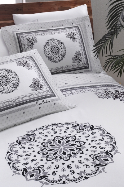 Pierre Cardin Grace 200x220 cm