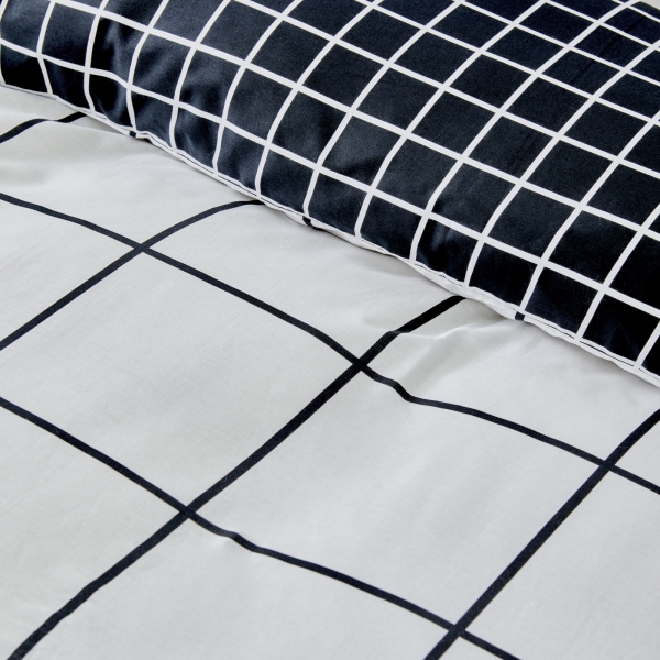 Sarah Anderson Fun Black 200x220 cm