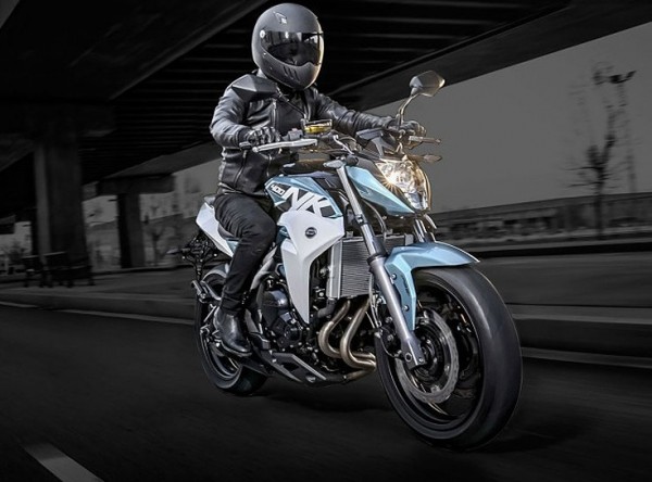 CFMOTO 400 NK Naked